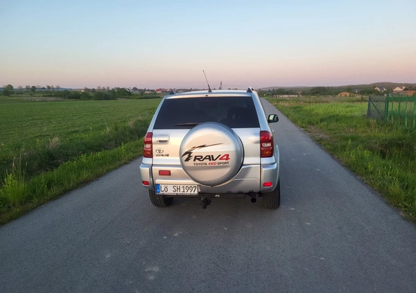 Toyota RAV4 cena 19900 przebieg: 226000, rok produkcji 2004 z Piekary Śląskie małe 497